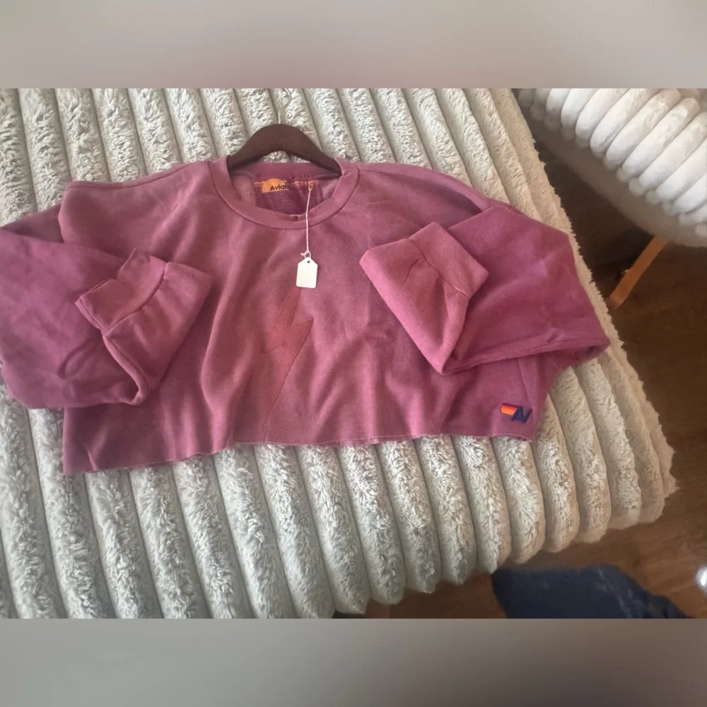 Aviator Nation Bolt Stitch Cropped Crew Sweatshirt in Faded Berry XL - Picture 2 of 3